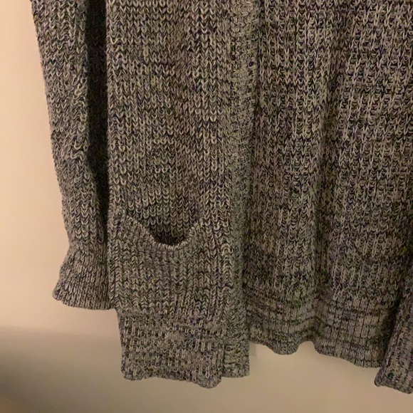 GAP cardigan - Picture 3 of 3